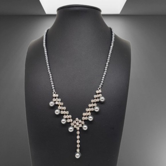Swarovski Gray Pearl & Crystal Y Design Necklace Chain Adjustable 16"-17" - Picture 1 of 11